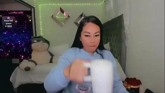 Image 2 of jloveers Stream on Chaturbate on 13 days ago