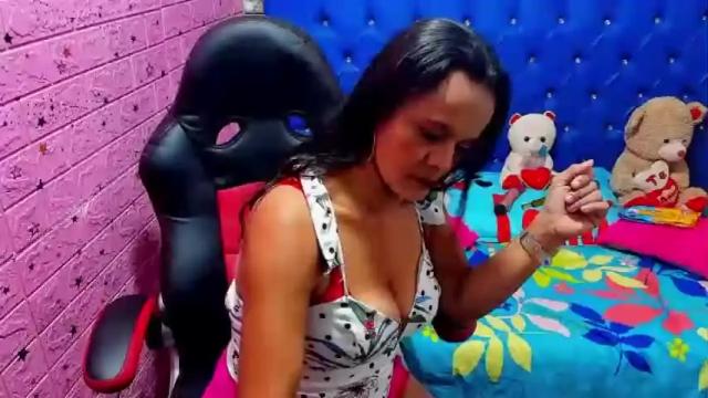 Thumbnail 1, jloxxxhot's Stream at Chaturbate, 16 months ago