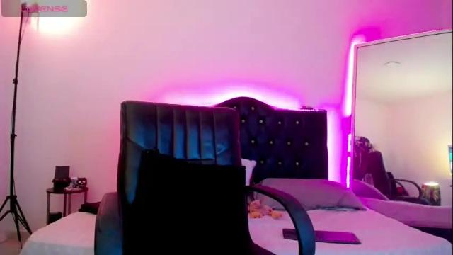 Image 7 of joaisaza Stream on Chaturbate on 2 months ago