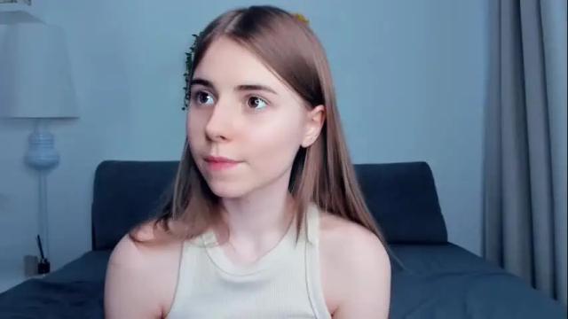 Image 2 of joandownton Stream on Chaturbate on 5 months ago
