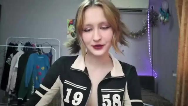 Image 2 of joanna_tompsonlove0 Stream on Chaturbate on 13 months ago