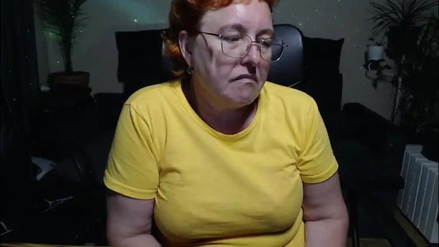 Thumbnail 3, joannaandneighbour's Stream at Chaturbate, 2 months ago