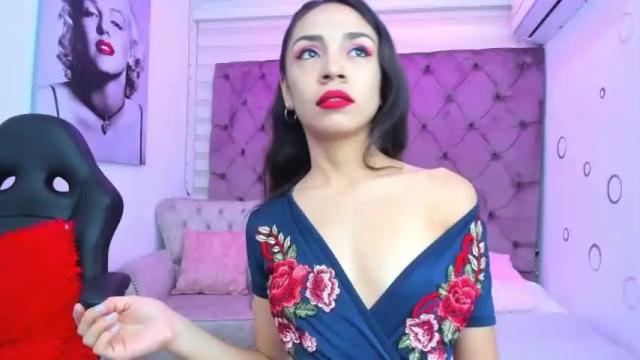 Image 3 of joanne_and_oliverr Stream on Chaturbate on 19 months ago