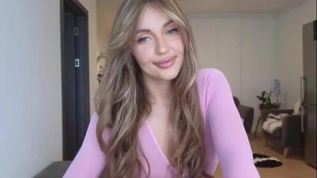 Image 12 of joannee Stream on Chaturbate on 1 month ago