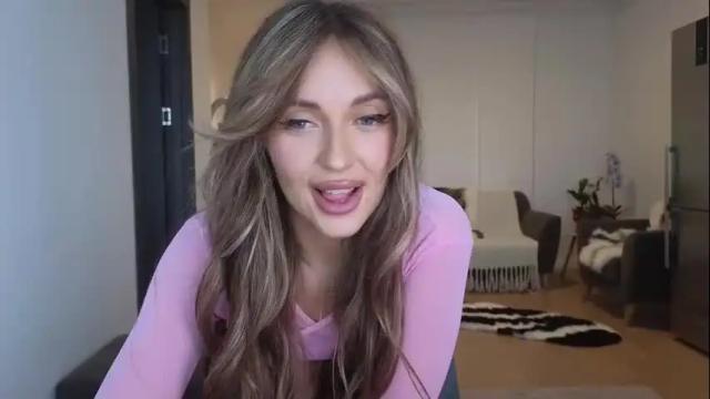 Image 8 of joannee Stream on Chaturbate on 1 month ago