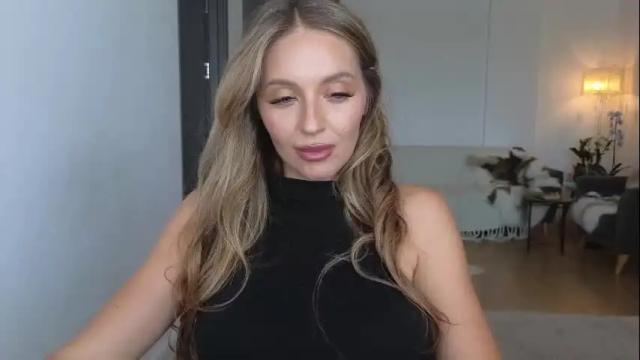 Image 8 of joannee Stream on Chaturbate on 1 month ago