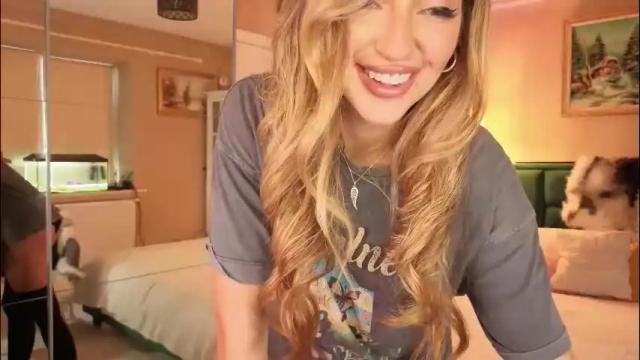 Image 8 of joannee Stream on Chaturbate on 19 days ago