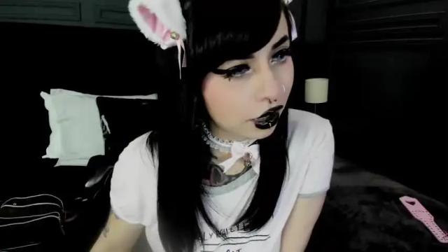Image 6 of joanneil Stream on Chaturbate on 17 months ago