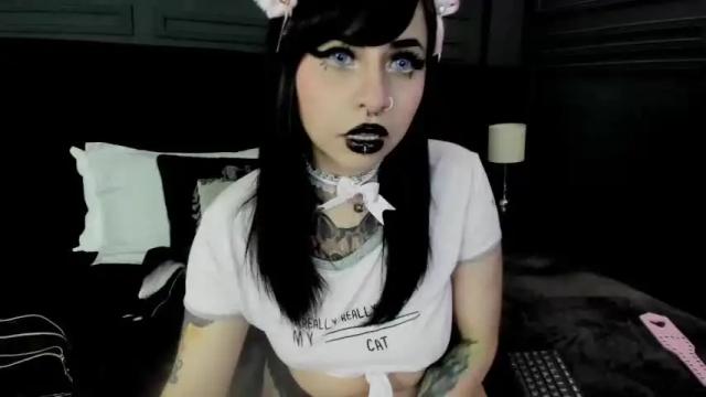 Thumbnail 3, joanneil's Stream at Chaturbate, 17 months ago