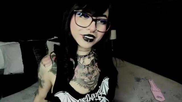 Image 7 of joanneil Stream on Chaturbate on 17 months ago