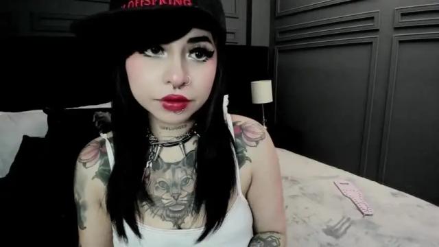 Thumbnail 2, joanneil's Stream at Chaturbate, 17 months ago