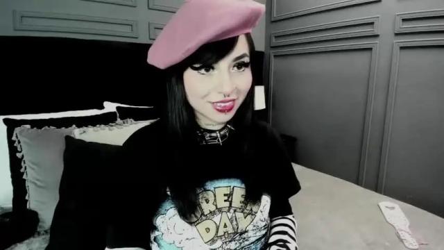 Image 4 of joanneil Stream on Chaturbate on 17 months ago