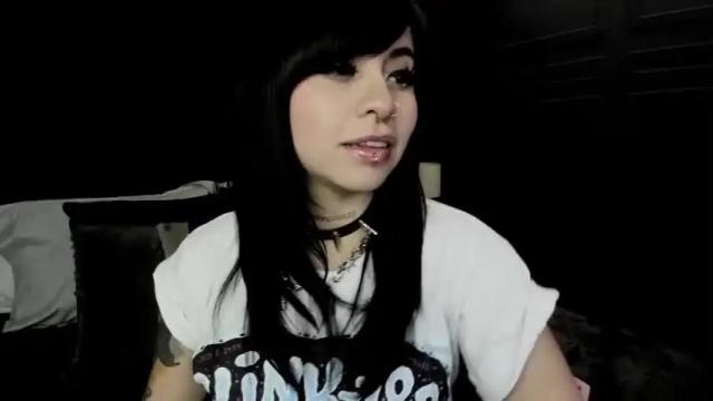 Thumbnail 1, joanneil's Stream at Chaturbate, 16 months ago