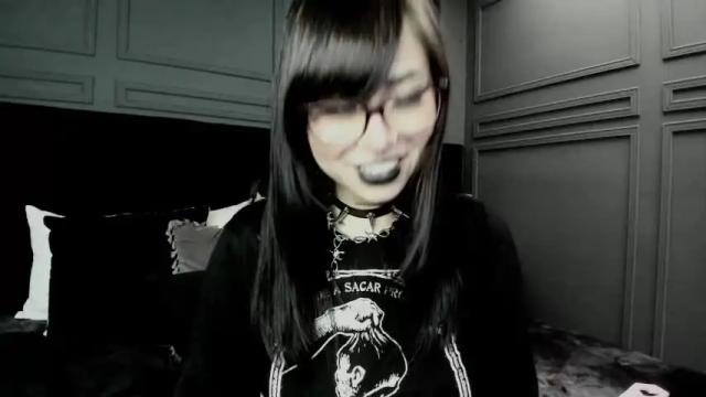 Image 12 of joanneil Stream on Chaturbate on 16 months ago