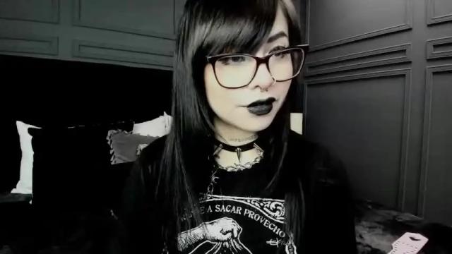 Image 8 of joanneil Stream on Chaturbate on 16 months ago