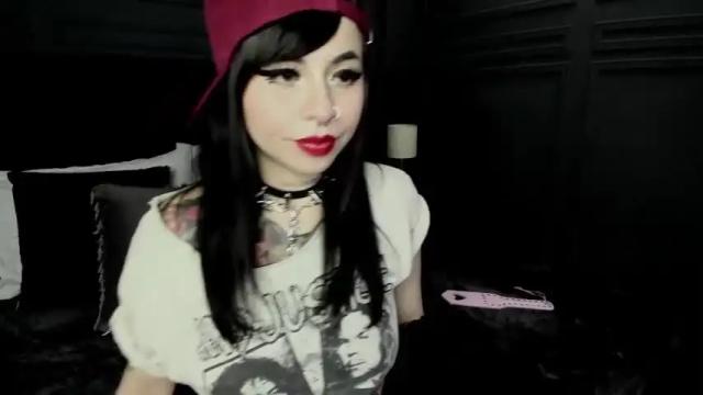 Thumbnail 3, joanneil's Stream at Chaturbate, 16 months ago