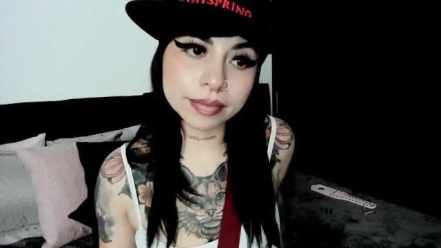 Image 10 of joanneil Stream on Chaturbate on 15 months ago