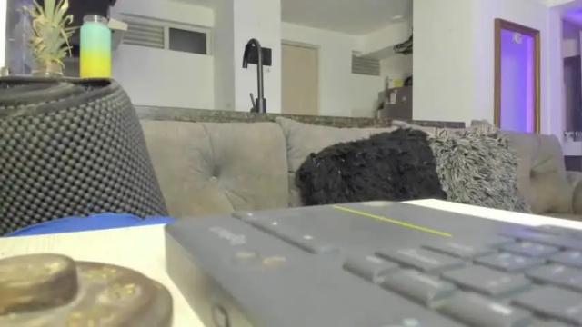 Image 1 of jocelynne_longbarton Stream on Chaturbate on 17 months ago