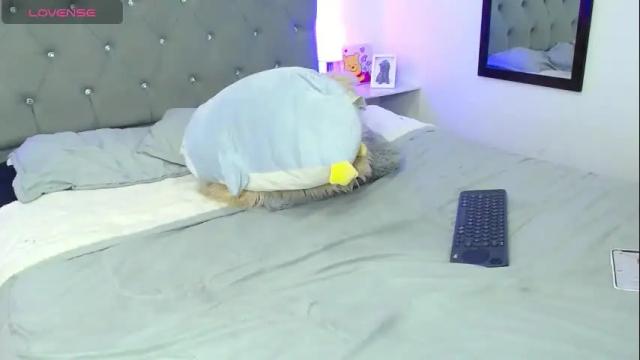 Image 12 of joe_michelle Stream on Chaturbate on 4 months ago
