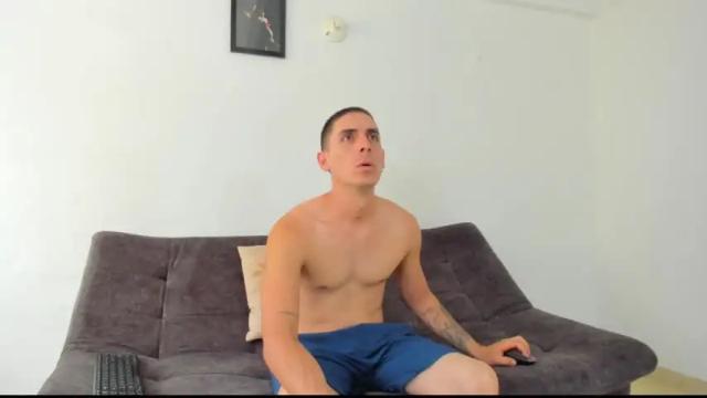 Image 1 of joelandalexa Stream on Chaturbate on 6 months ago