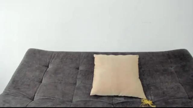 Image 3 of joelandalexa Stream on Chaturbate on 14 months ago