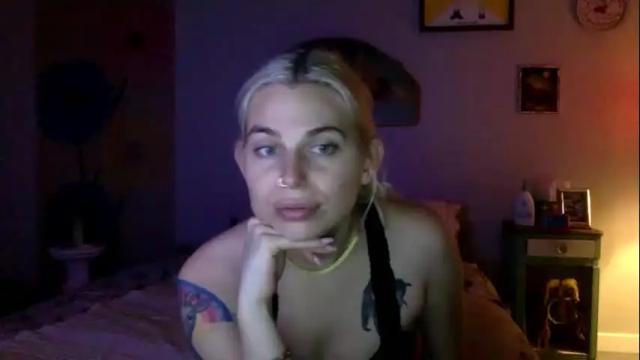 Image 3 of joey_jacks Stream on Chaturbate on 15 months ago