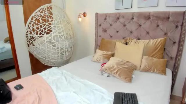 Image 3 of joha_keany Stream on Chaturbate on 15 days ago