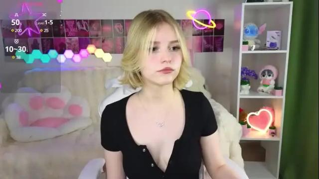 Image 7 of joice_queen Stream on Chaturbate on 2 months ago
