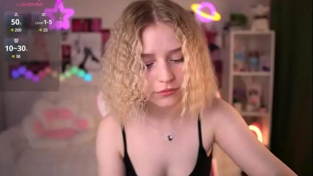 Image 10 of joice_queen Stream on Chaturbate on 1 month ago