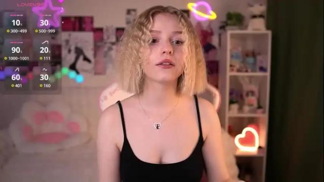 Image 2 of joice_queen Stream on Chaturbate on 1 month ago