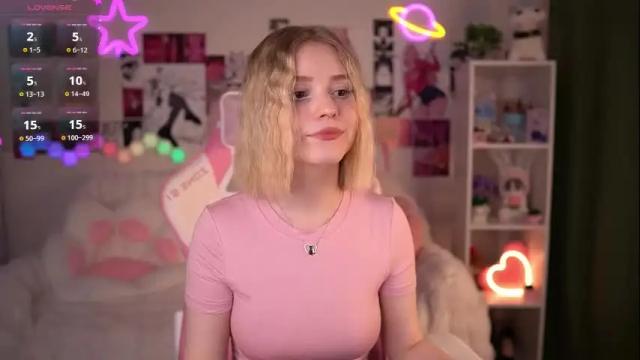 Image 12 of joice_queen Stream on Chaturbate on 27 days ago