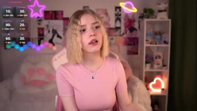 Image 6 of joice_queen Stream on Chaturbate on 27 days ago