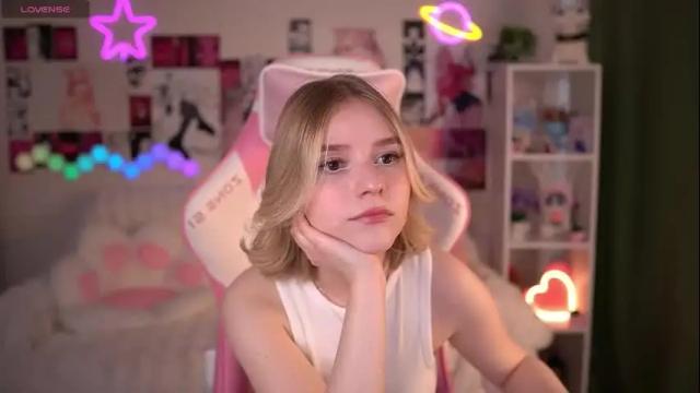 Image 10 of joice_queen Stream on Chaturbate on 21 days ago