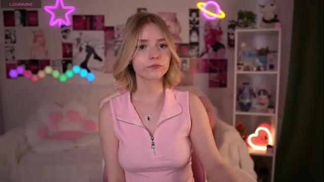 Image 11 of joice_queen Stream on Chaturbate on 11 days ago