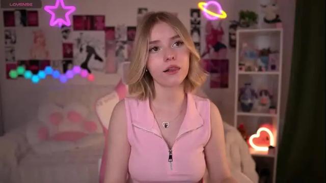 Image 6 of joice_queen Stream on Chaturbate on 11 days ago