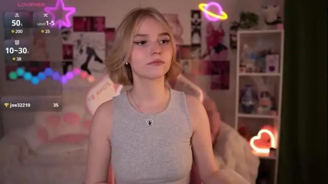 Image 8 of joice_queen Stream on Chaturbate on 7 days ago