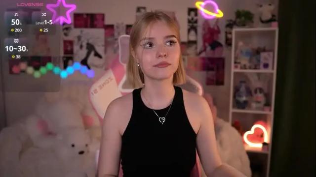 Image 6 of joice_queen Stream on Chaturbate on 4 days ago