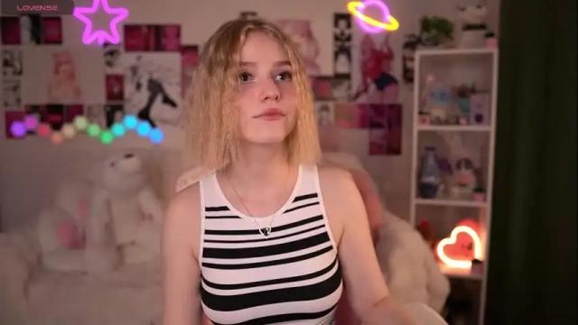 Image 7 of joice_queen Stream on Chaturbate on 17 hours ago
