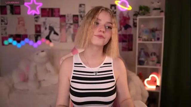 Image 8 of joice_queen Stream on Chaturbate on 17 hours ago
