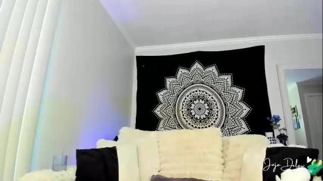 Image 12 of jojodelow Stream on Chaturbate on 1 month ago