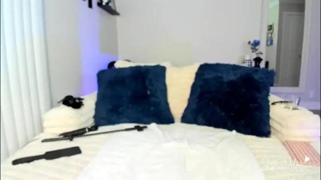 Image 6 of jojodelow Stream on Chaturbate on 7 days ago