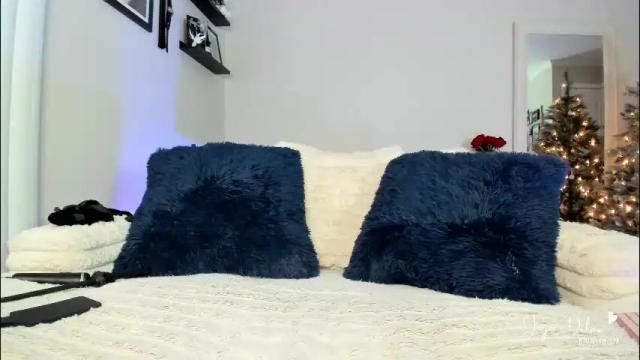 Image 11 of jojodelow Stream on Chaturbate on 1 month ago