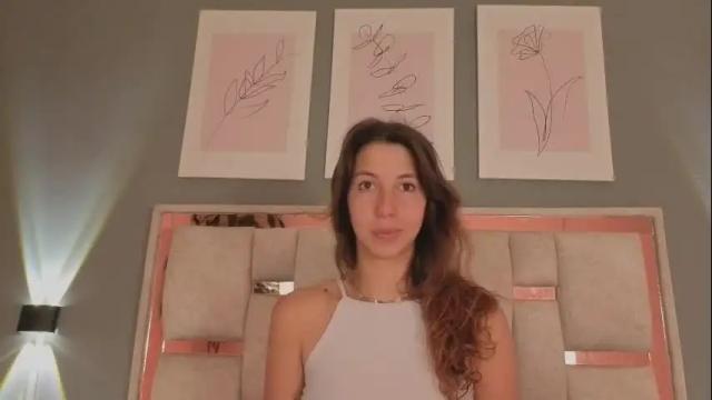 Image 2 of jolie_lov Stream on Chaturbate on 1 month ago