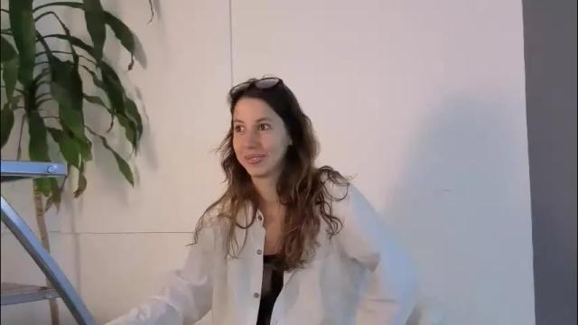 Image 6 of jolie_lov Stream on Chaturbate on 1 month ago