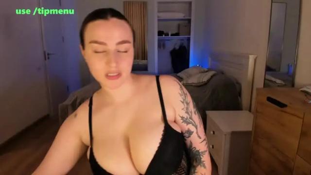 Image 8 of joliejoy Stream on Chaturbate on 2 days ago