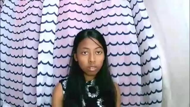 Image 3 of joliekah27 Stream on Chaturbate on 2 days ago
