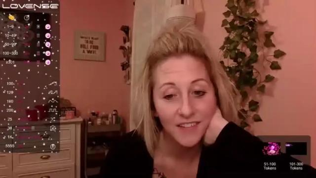 Thumbnail 1, joliexx41's Stream at Chaturbate, 16 months ago