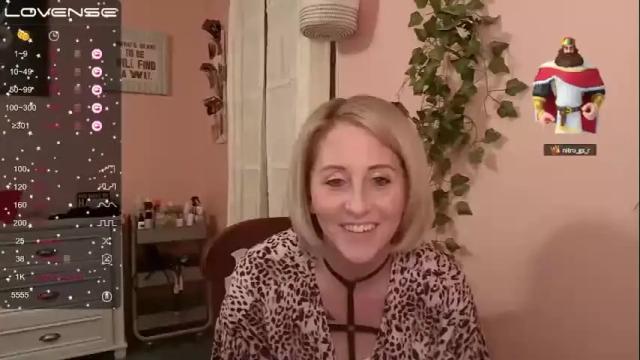 Image 10 of joliexx41 Stream on Chaturbate on 16 months ago