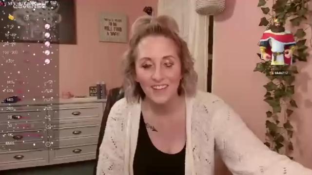 Image 10 of joliexx41 Stream on Chaturbate on 14 months ago