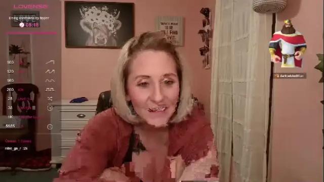 Image 7 of joliexx41 Stream on Chaturbate on 13 months ago